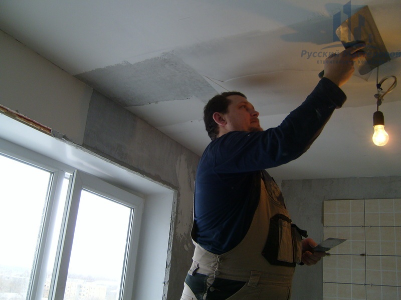 Оштукатуривание потолка от строительной компании Русский Мастеровой